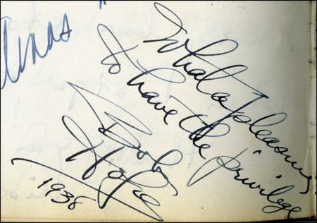 Lot #1036 THE Autograph Book - Image 27