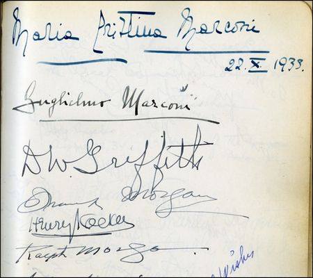 Lot #1036 THE Autograph Book - Image 28