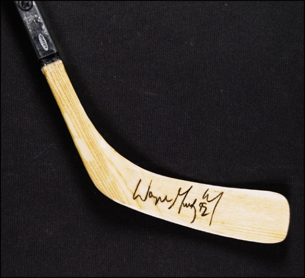 Lot 1456 Wayne Gretzky