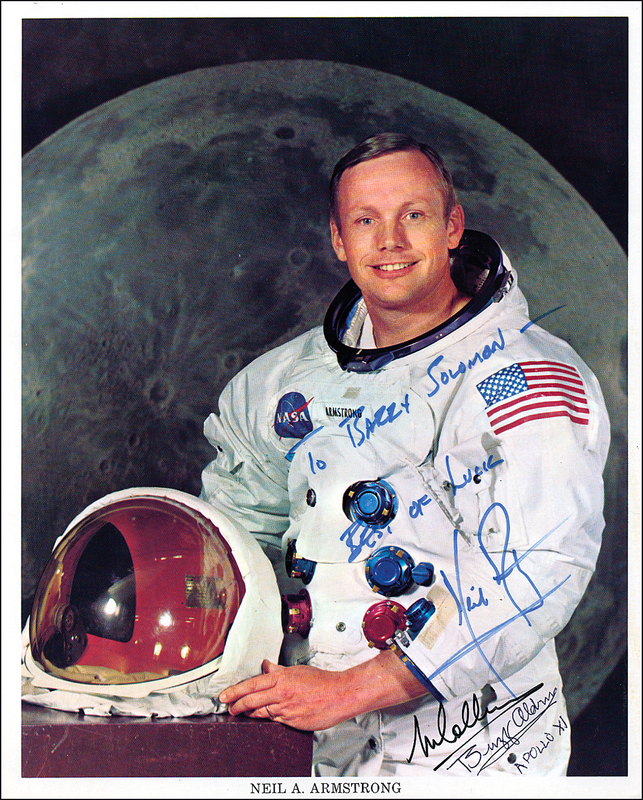 Lot 552  Apollo 11