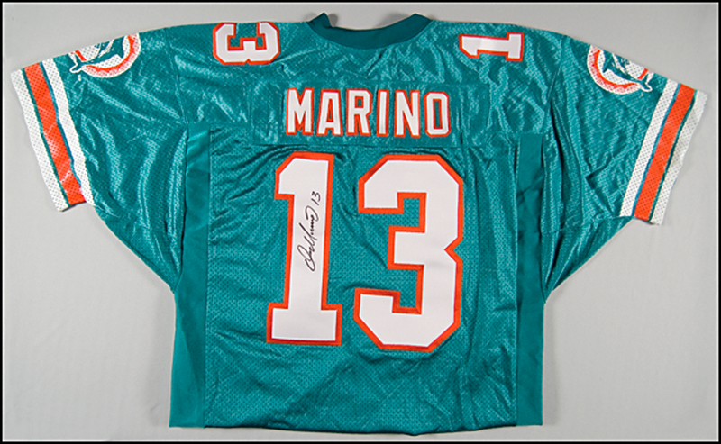 Lot 1514 Dan Marino