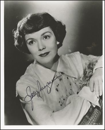 Lot #1285 Vintage Actresses - Image 2