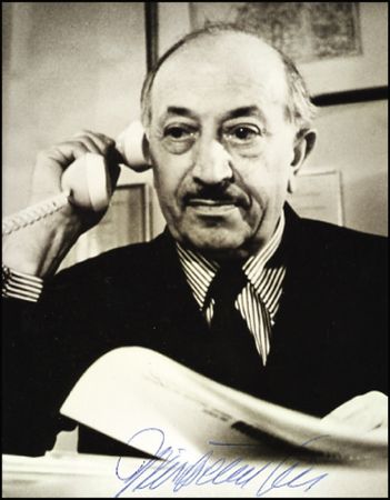 Lot #432 Elie Wiesel and Simon Wiesenthal - Image 1