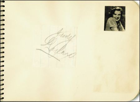 Lot #926 Autograph Album - Image 5