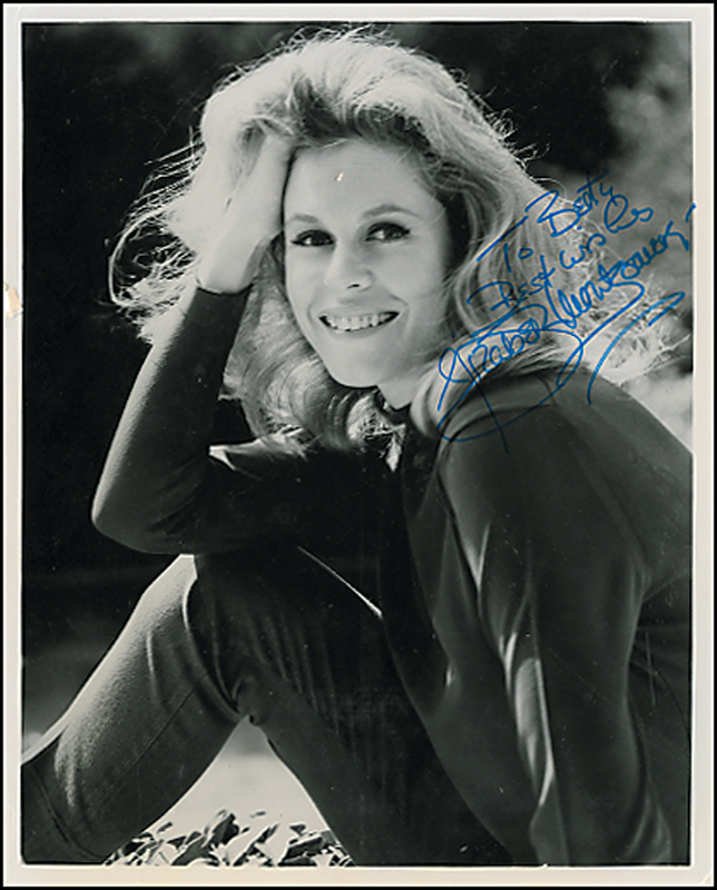 Lot 1153 Elizabeth Montgomery