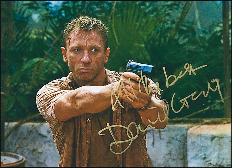 Lot 1074 James Bond: Craig, Daniel