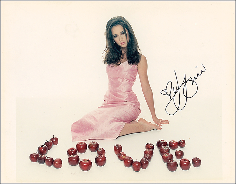 Lot 955 Jennifer Love Hewitt