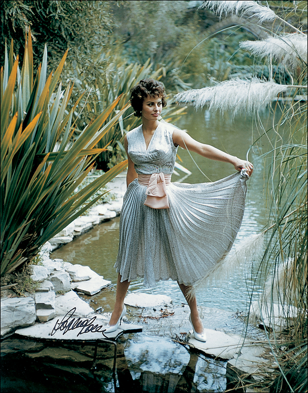 Lot 895 Sophia Loren