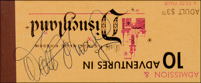 Lot 586 Walt Disney