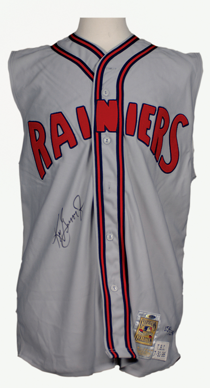 Lot 1090 Ken Griffey, Jr.