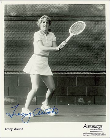 Lot #1187 Tennis - Image 3