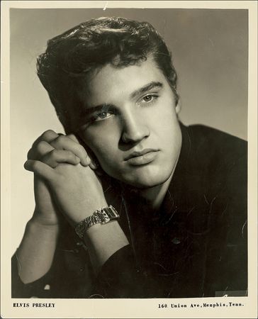 Lot #700 Elvis Presley - Image 2