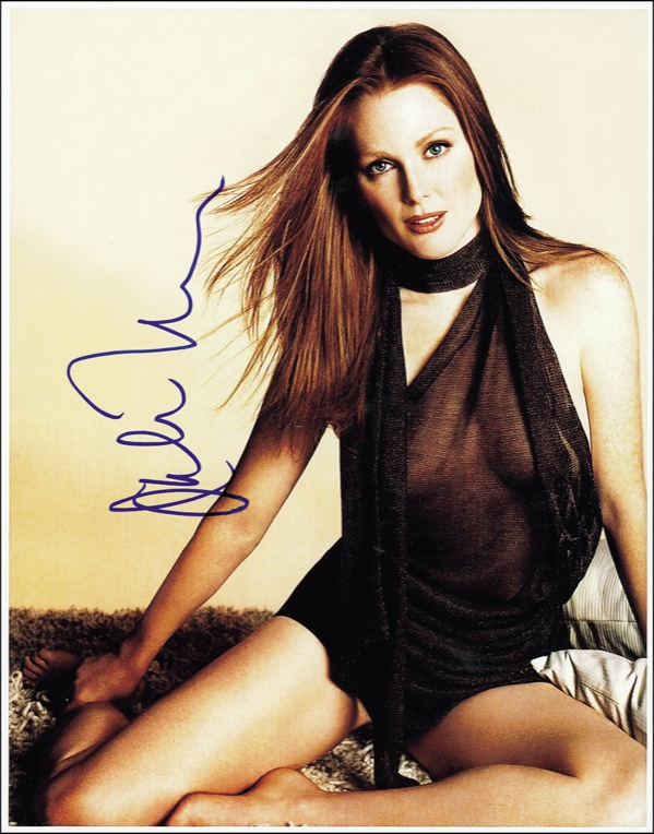 Lot 1141 Julianne Moore