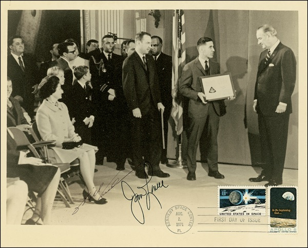 Lot 490 Apollo 8