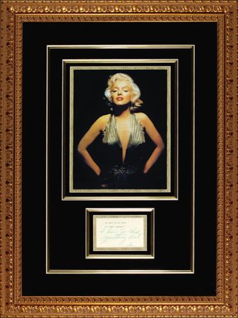 Lot #1136 Marilyn Monroe - Image 1