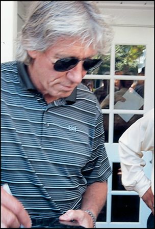 Lot #843 Pink Floyd - Image 3