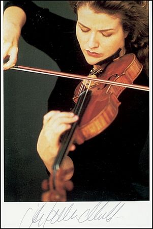 Lot #827 Anne-Sophie Mutter - Image 1