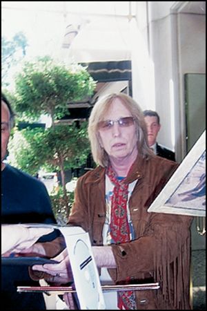 Lot #839 Tom Petty - Image 3