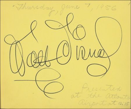 Lot #622 Walt Disney - Image 1