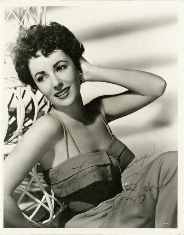 Lot 1132 Elizabeth Taylor