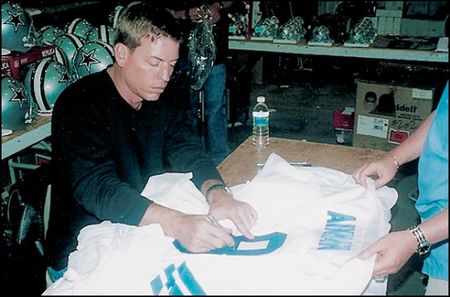 Lot #1166 Troy Aikman - Image 2
