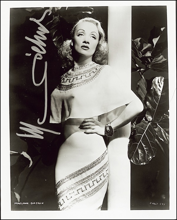 Lot 803 Marlene Dietrich