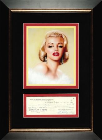 Lot #940 Marilyn Monroe - Image 2