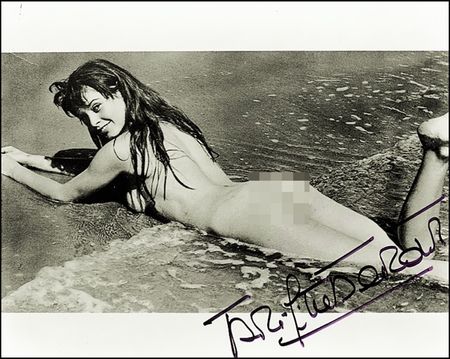 Lot #717 Brigitte Bardot - Image 2