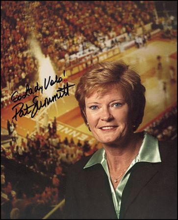 Lot #1489 Pat Summitt - Image 3