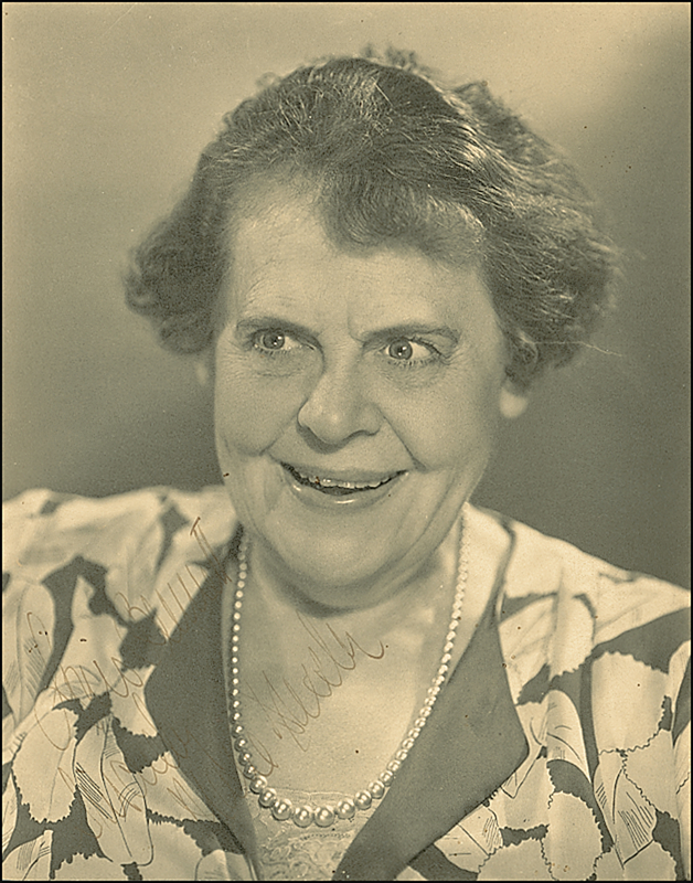 Lot 913 Marie Dressler