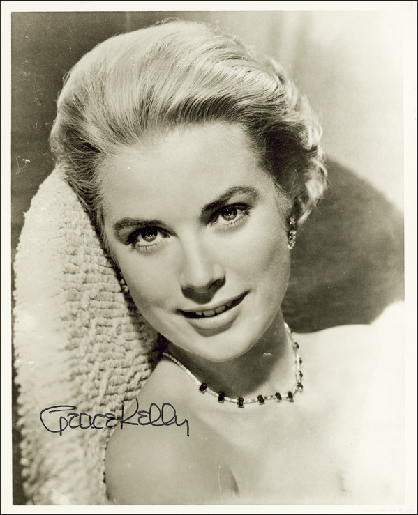 Lot 1015 Grace Kelly