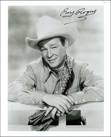 Lot #1122 Roy Rogers and Dale Evans - Image 1