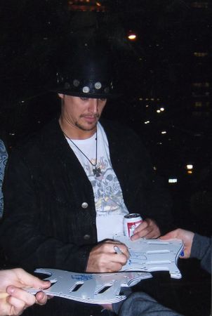 Lot #690 Kid Rock - Image 2