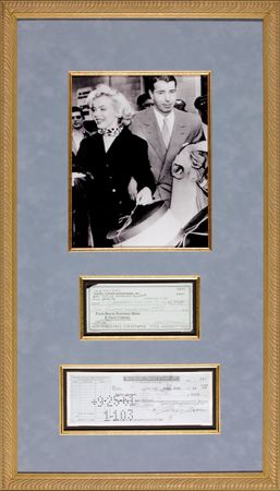 Lot #963 Marilyn Monroe and Joe DiMaggio - Image 1