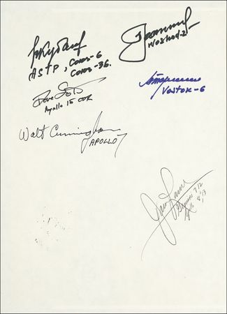 Lot #373 Astronauts and Cosmonauts - Image 1