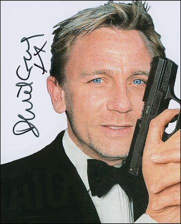 Lot #1088 James Bond: Craig, Daniel - Image 2