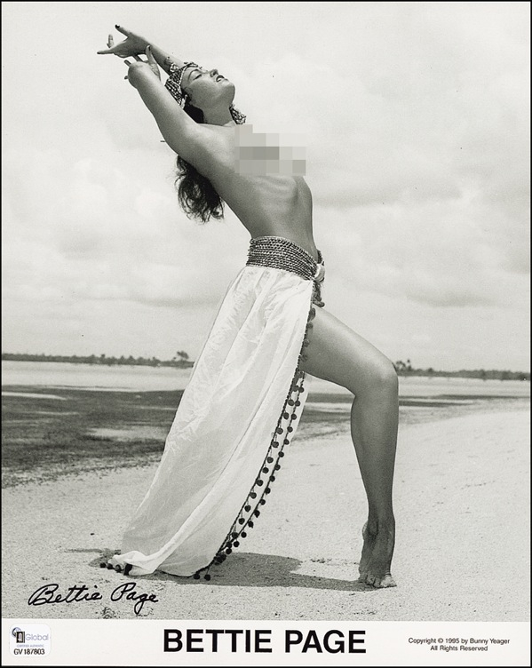 Lot 1071 Bettie Page