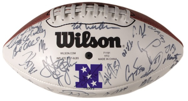 Lot 1317 Football: 2005 Pro Bowl