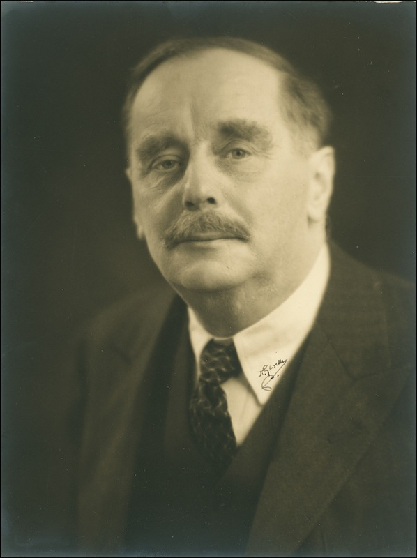 Lot 562 H. G. Wells