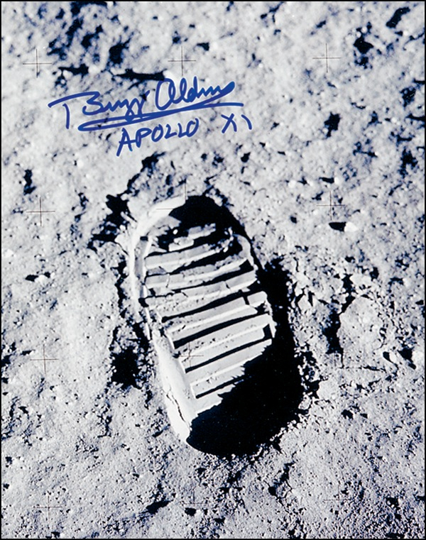 Lot 369 Buzz Aldrin
