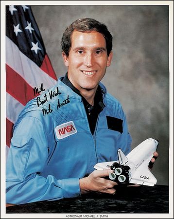 Lot #463 Challenger Astronauts - Image 1