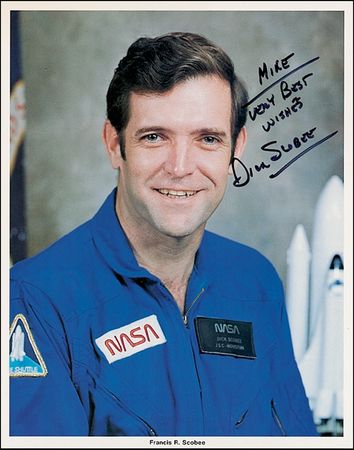 Lot #463 Challenger Astronauts - Image 2