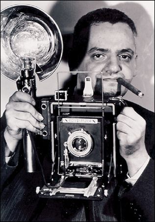 Lot #625 Weegee - Image 3