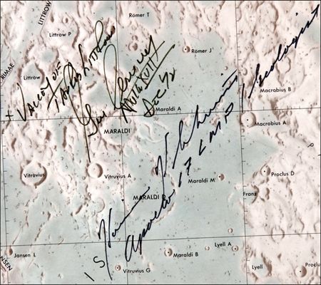 Lot #376 Moonwalkers - Image 3