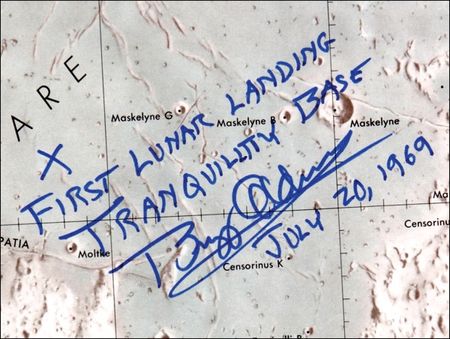 Lot #376 Moonwalkers - Image 5