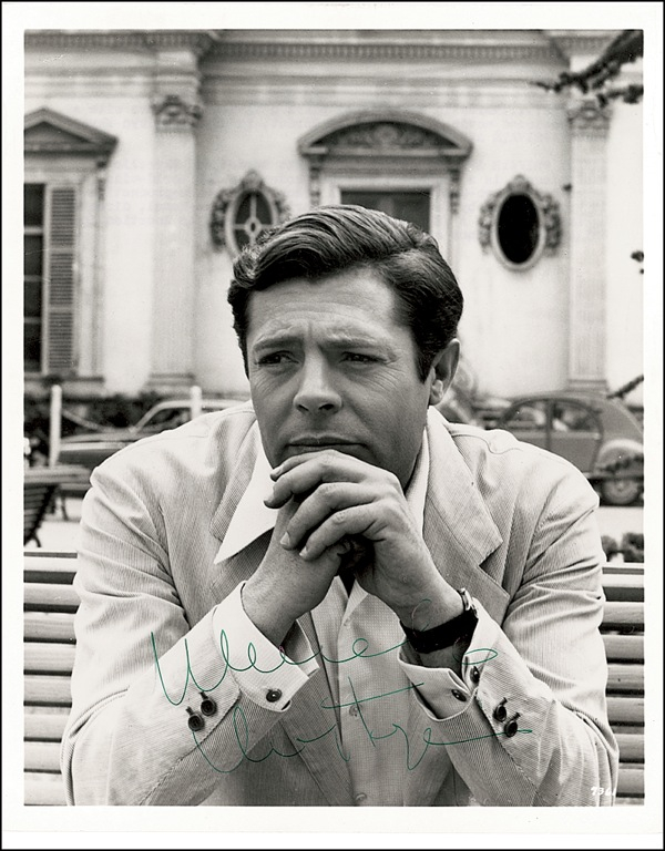 Lot 994 Marcello Mastroianni Signed Photograph
