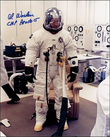 Lot #416 Apollo 15 Group Lot - Image 2