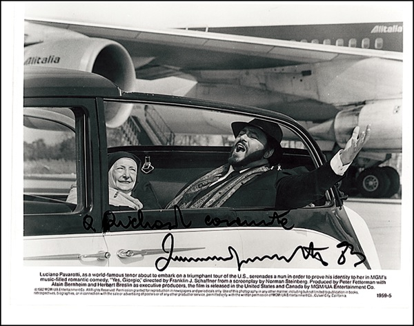 Lot 727 Luciano Pavarotti Signed Photograph
