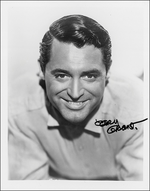 Lot 916 Cary Grant Signed Photograph