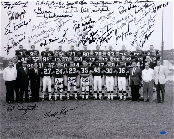 Lot 1181 Cleveland Browns Group Lot